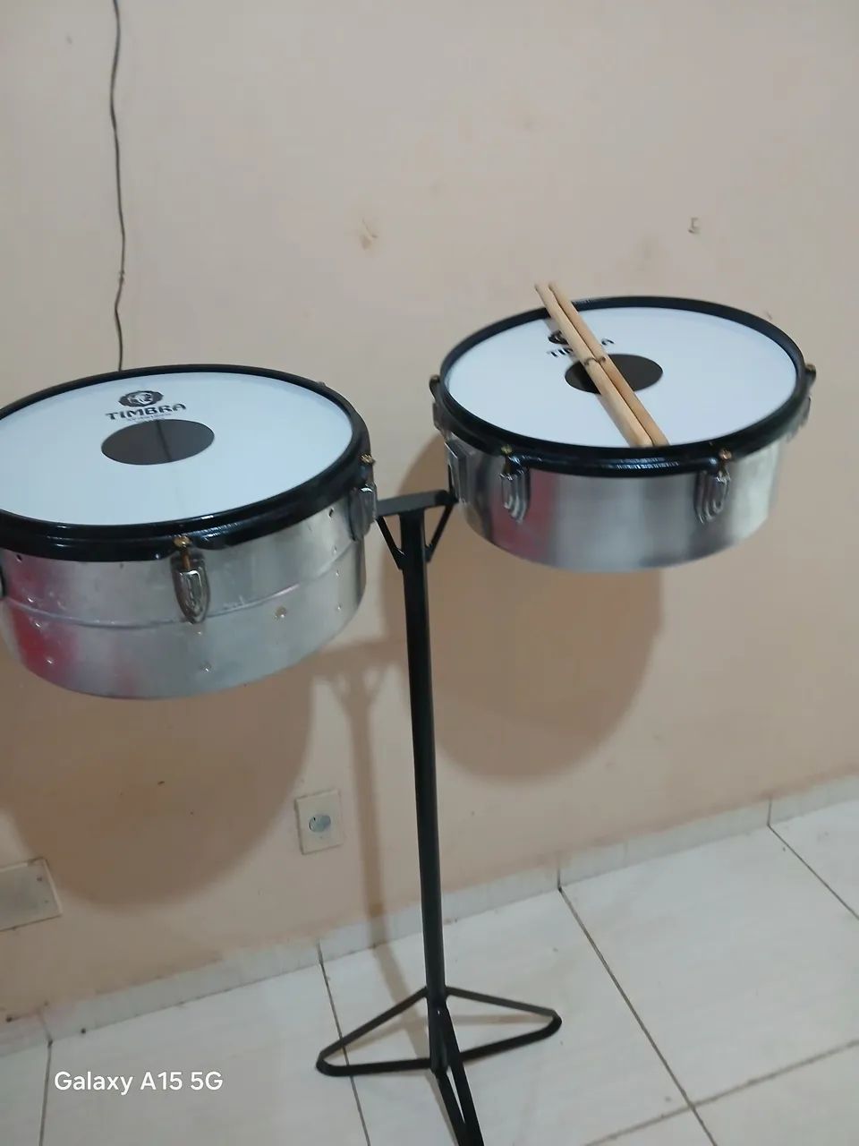 Timball completo com tripé e baquetas  - Foto 5