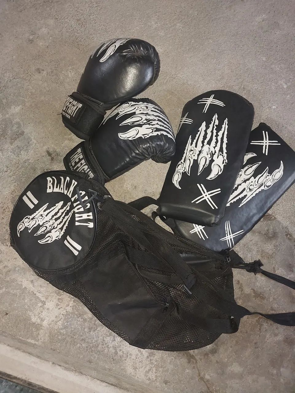 Luvas de boxe (podemos negociar)