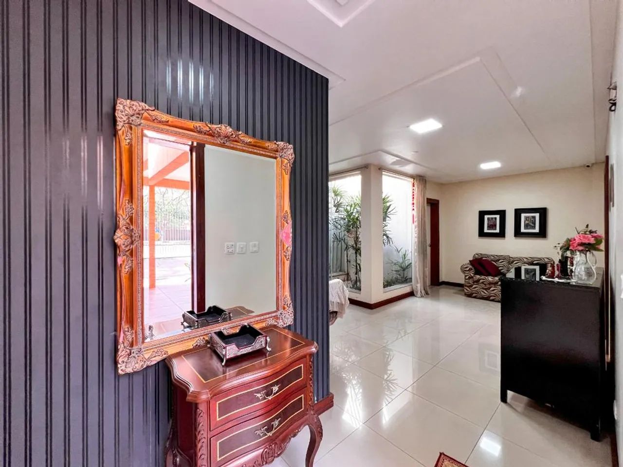 Casa à venda em Maringá, Zona 04, com 3 quartos, com 550 m² - Foto 5