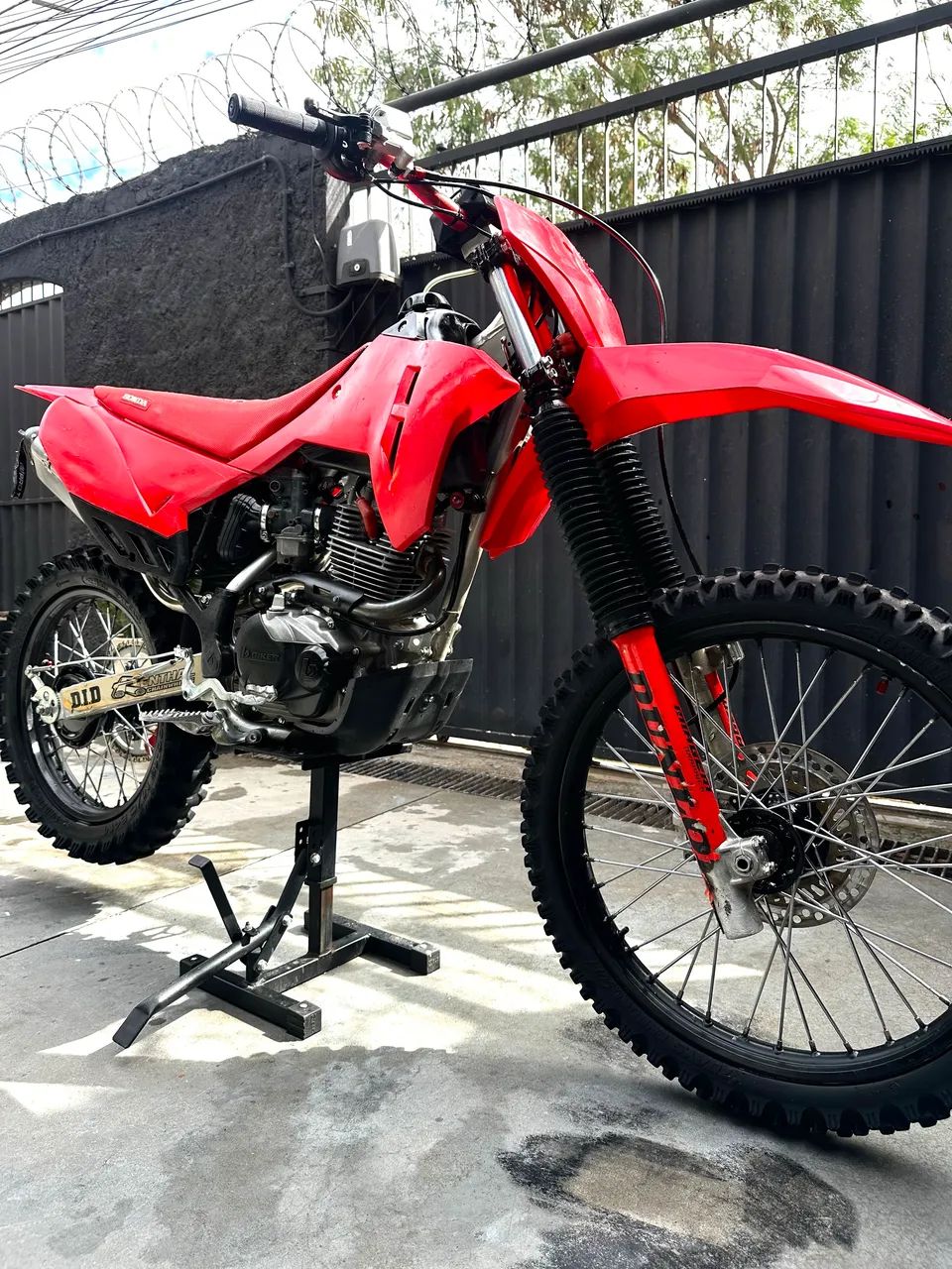 CRF 230F  - Foto 5