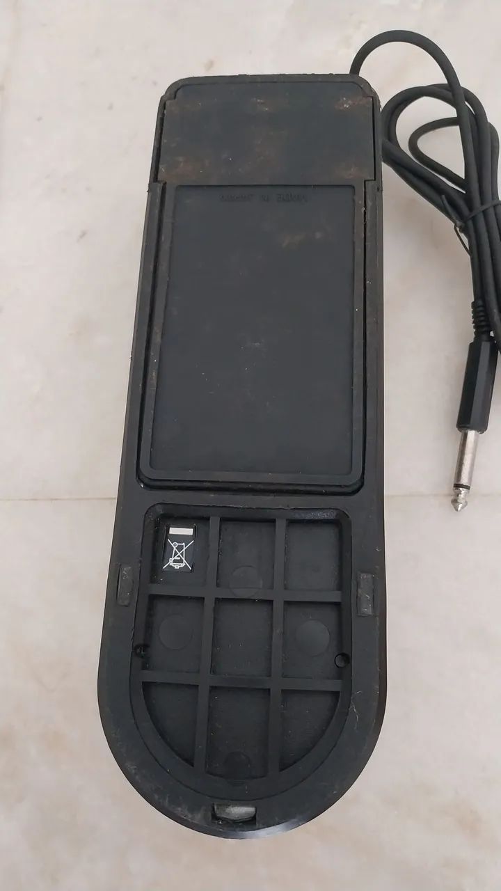 VENDO DOIS PEDAIS  SUSTAIN YAMAHA - Foto 5