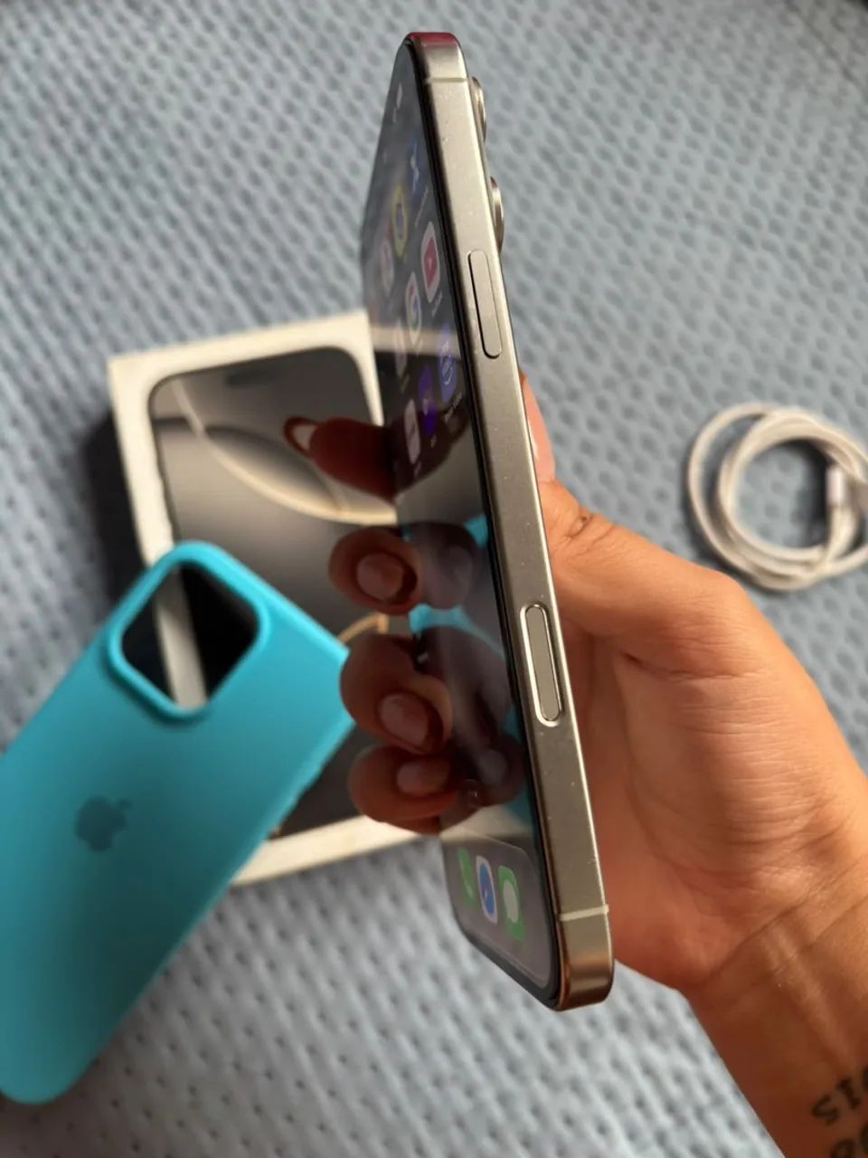 IPHONE 16 PRO MAX 256Gb - Foto 3