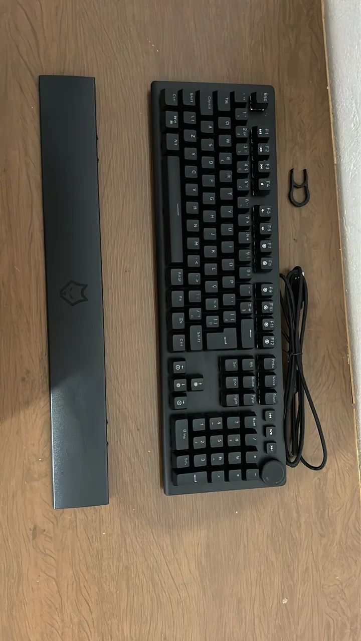 TECLADO MECÂNICO GAMER