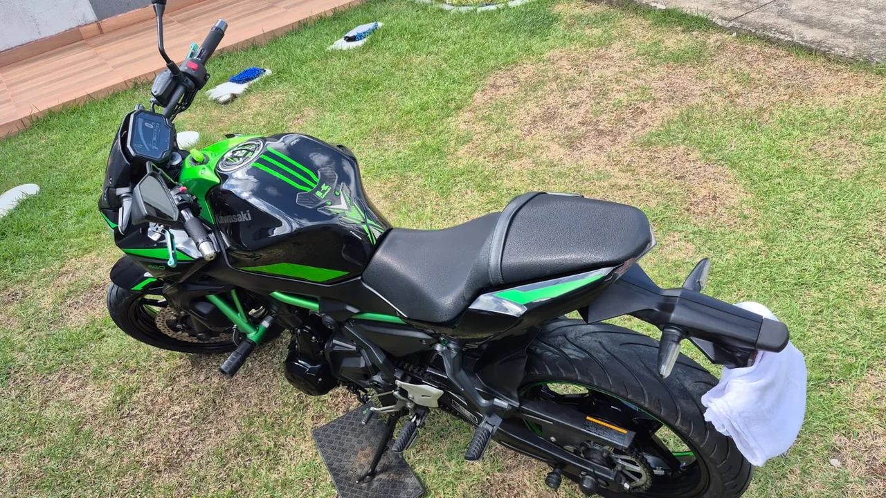 Kawasaki 650 2022 - 1524825876 | OLX