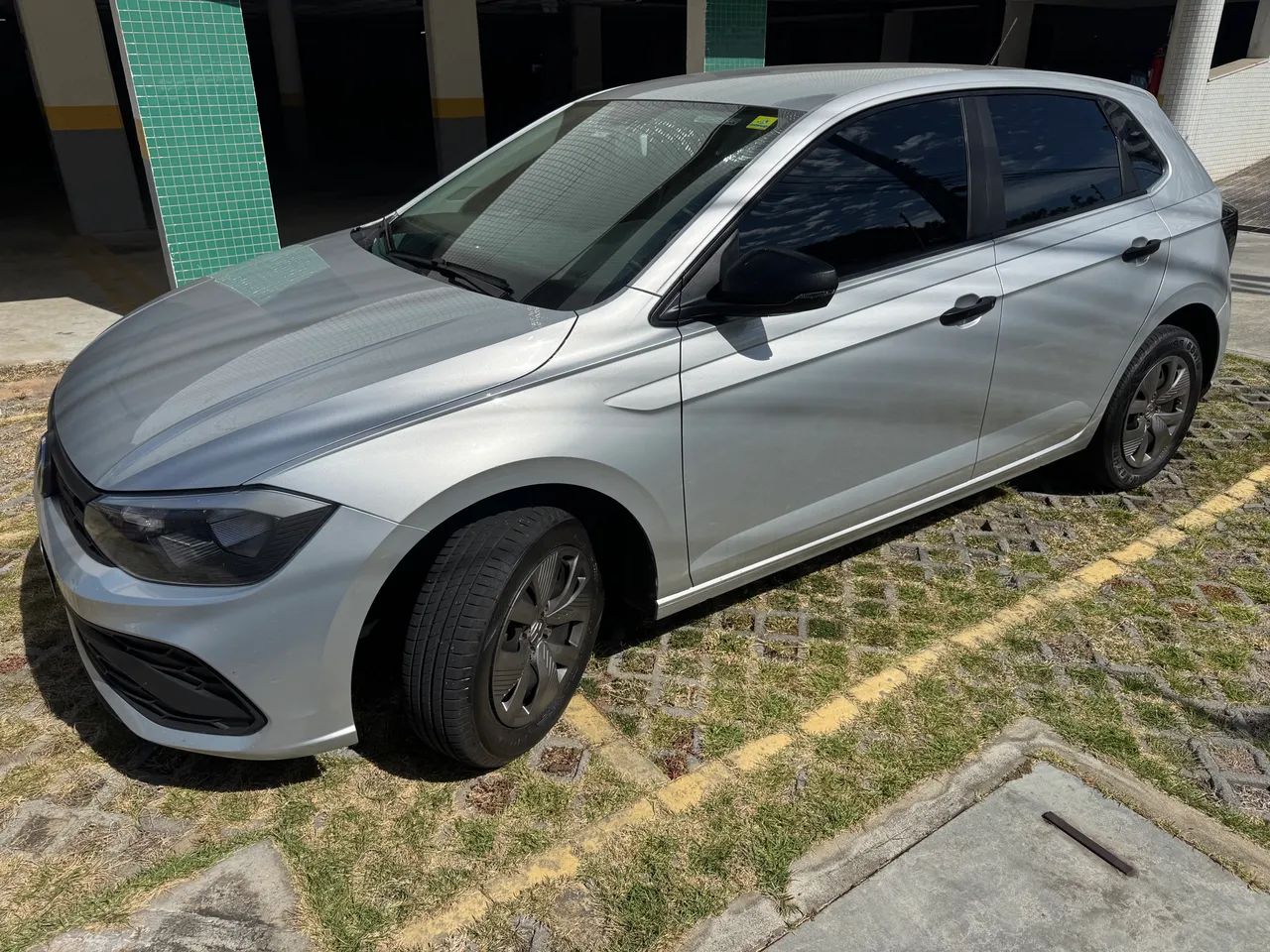 Volkswagen Polo Polo Track 1.0 Flex 12V 5p 2025