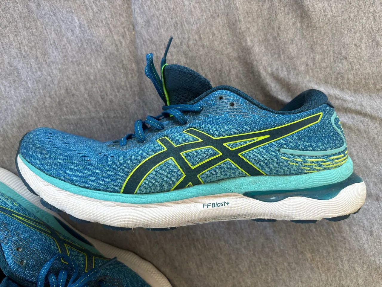 Tênis gel NIMBUS 24 - Foto 3