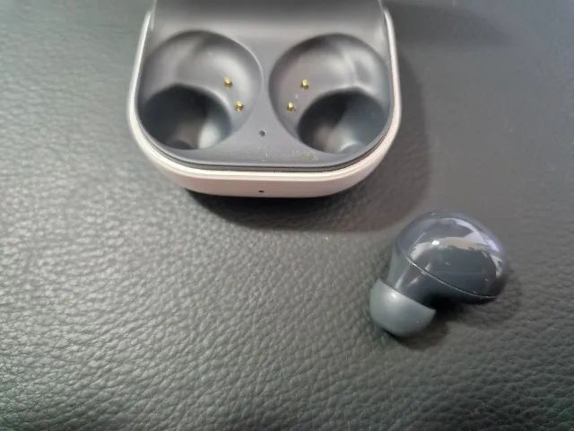 Fone Galaxy Buds 2 (Apenas lado direito + Estojo) - Foto 2