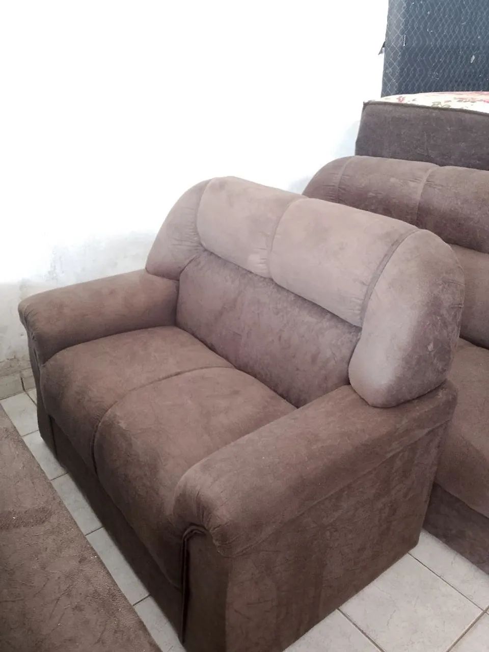 Conjunto de sofá marrom - Foto 2
