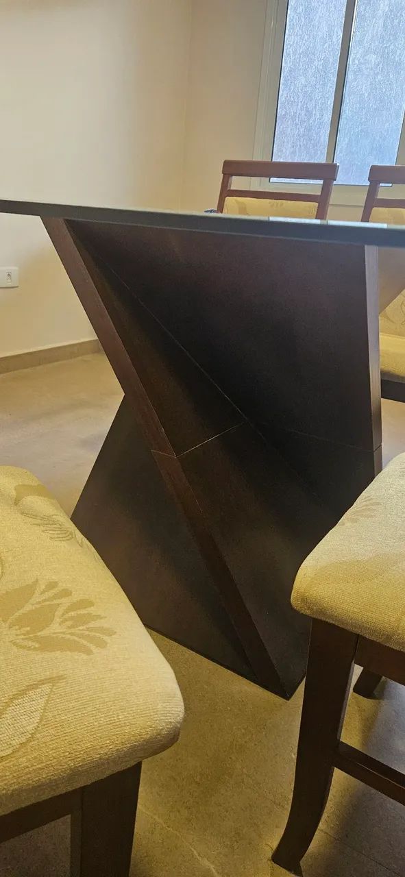 Mesa em excelente estado 8 cadeiras - Foto 3