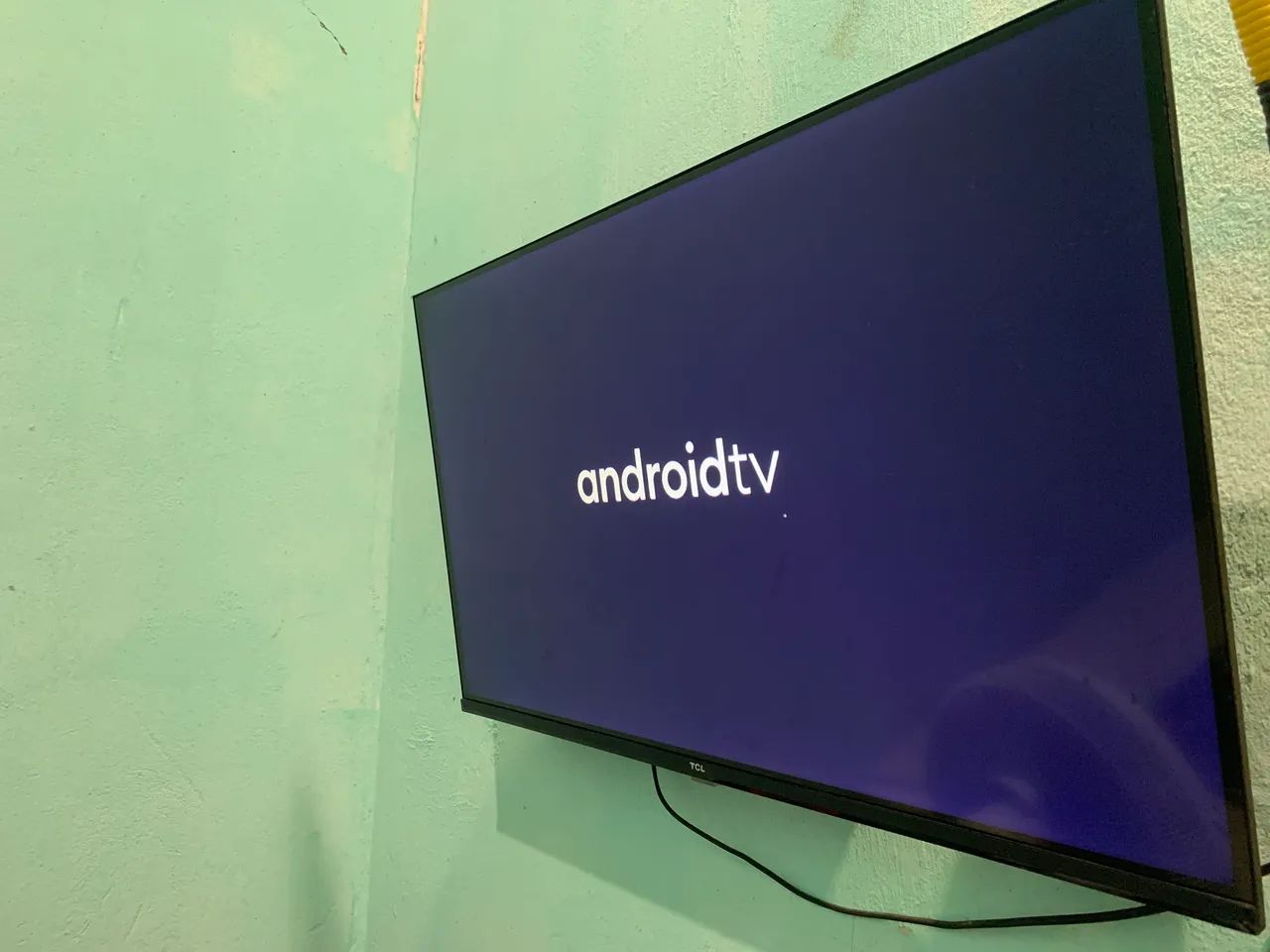 Vendo Tv Smart TCL 32 - Foto 3