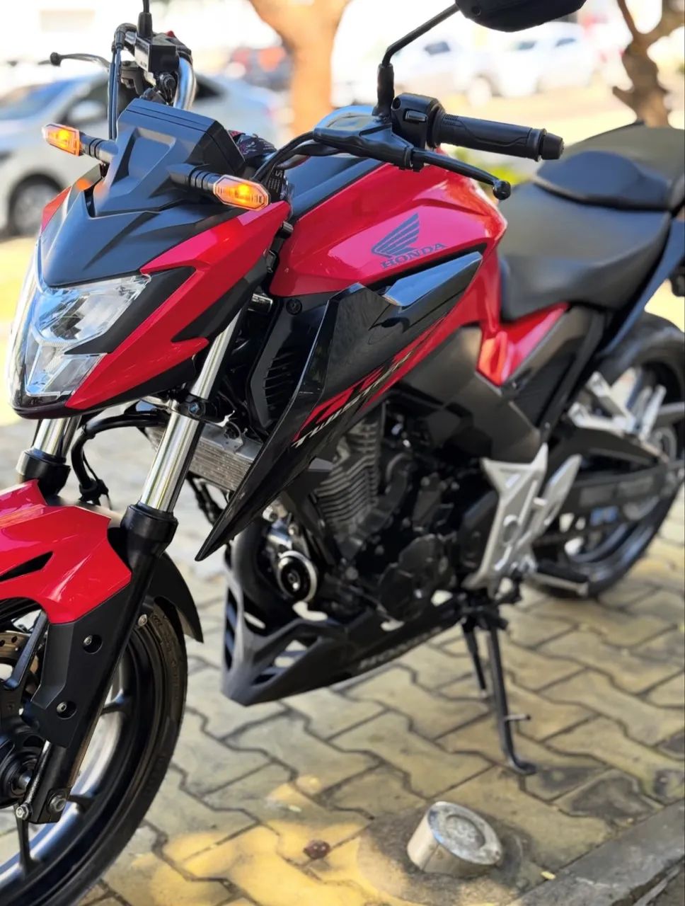CB TWISTER 300 - Foto 4