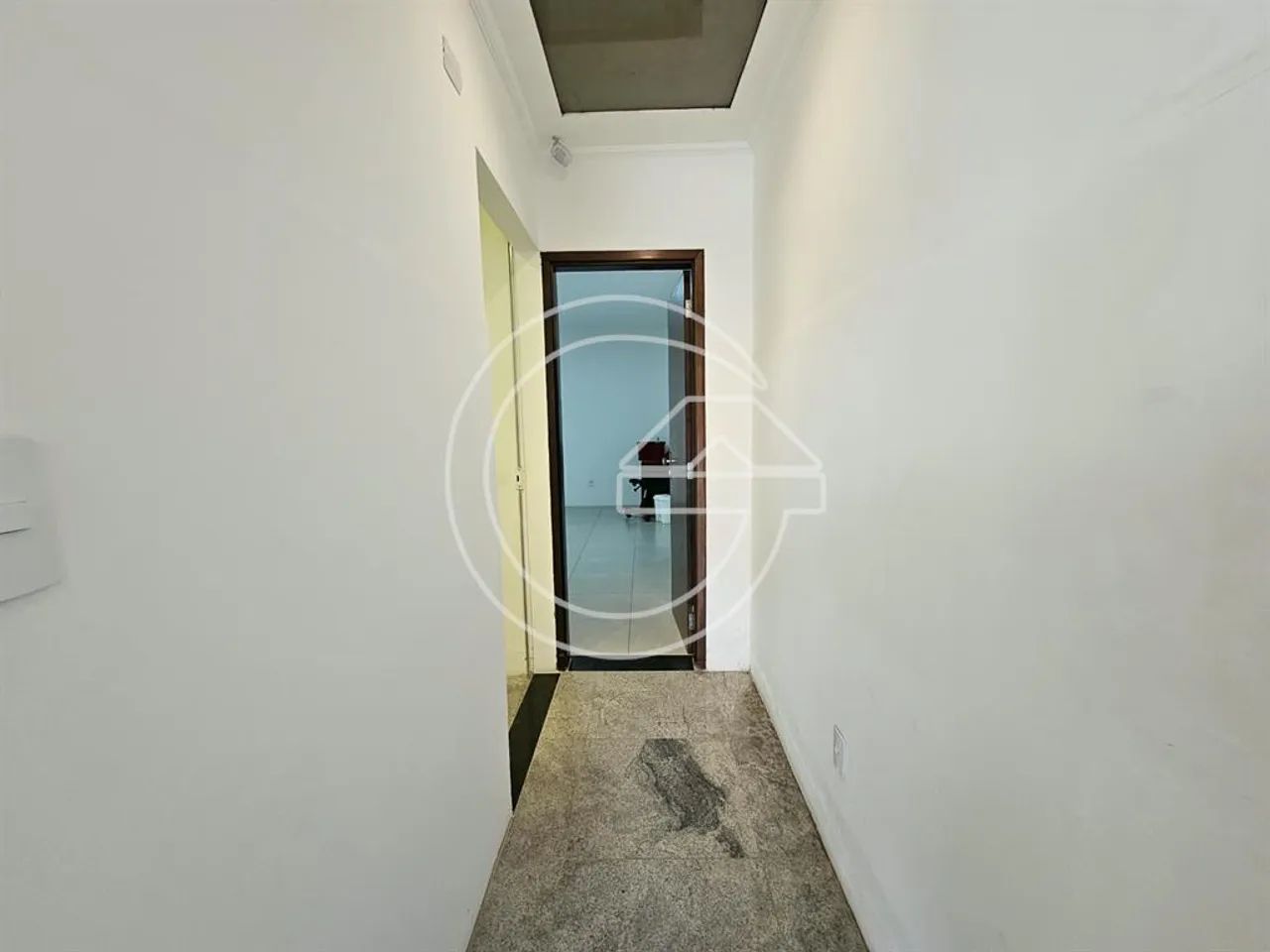 ALUGA-SE Comercial NO SOMENZARI - MARÍLIA/SP - Foto 4