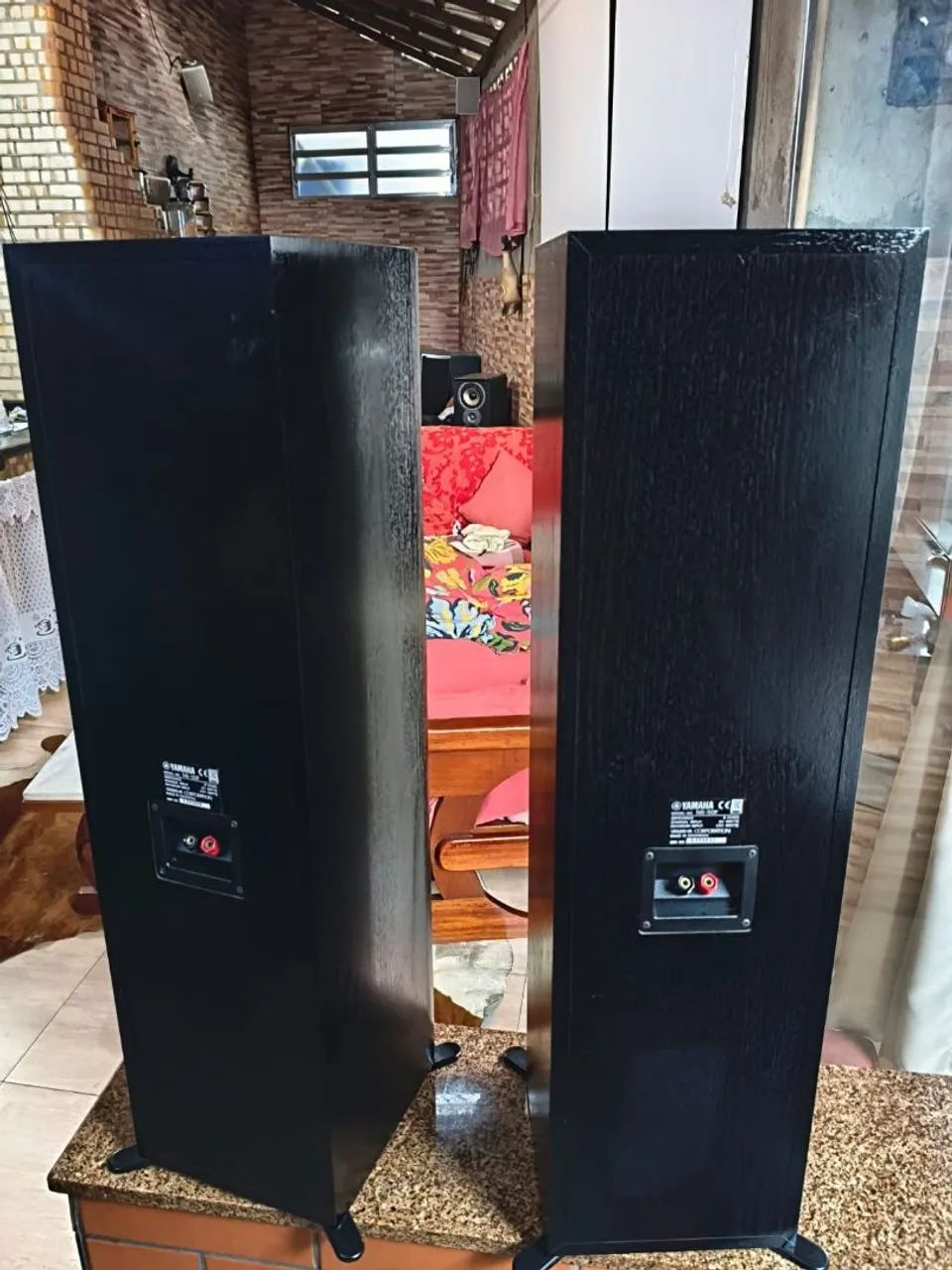 par de caixas yamaha Ns 50f - Foto 4