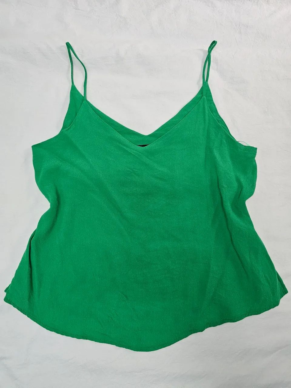 Blusas de alcinhas e croppeds - Foto 4