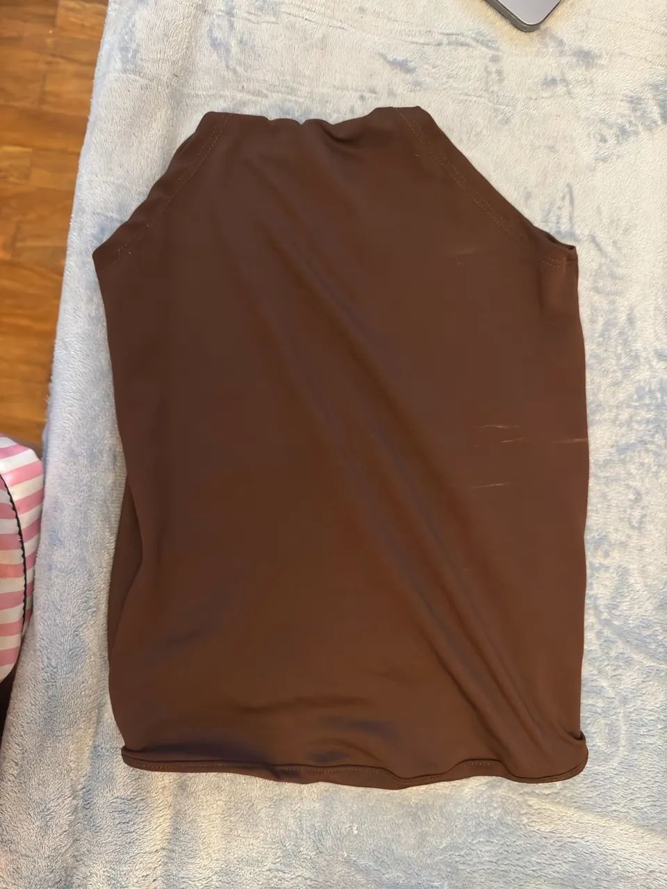 Body marrom