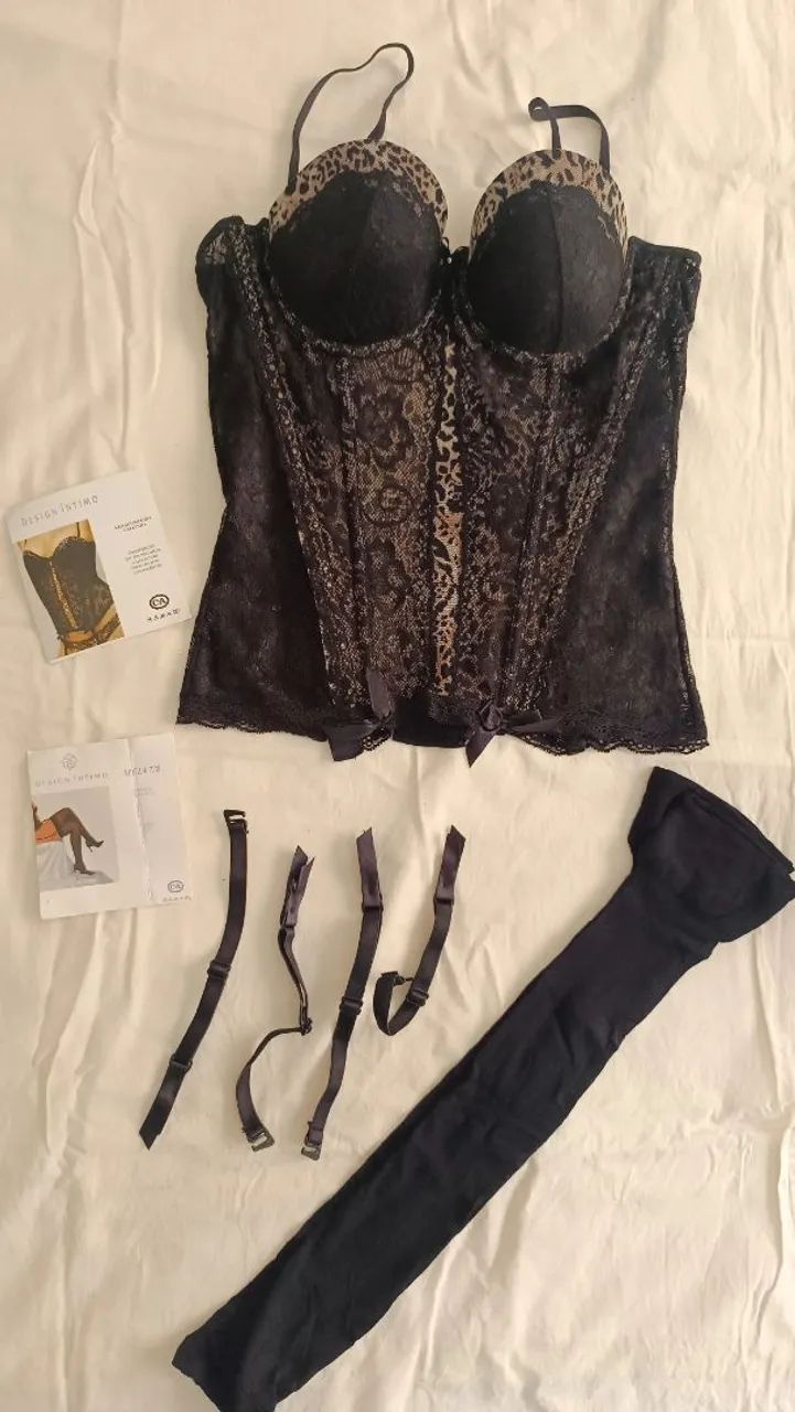 Corpete Preto com detalhe Animal Print - Sensual e Elegante 