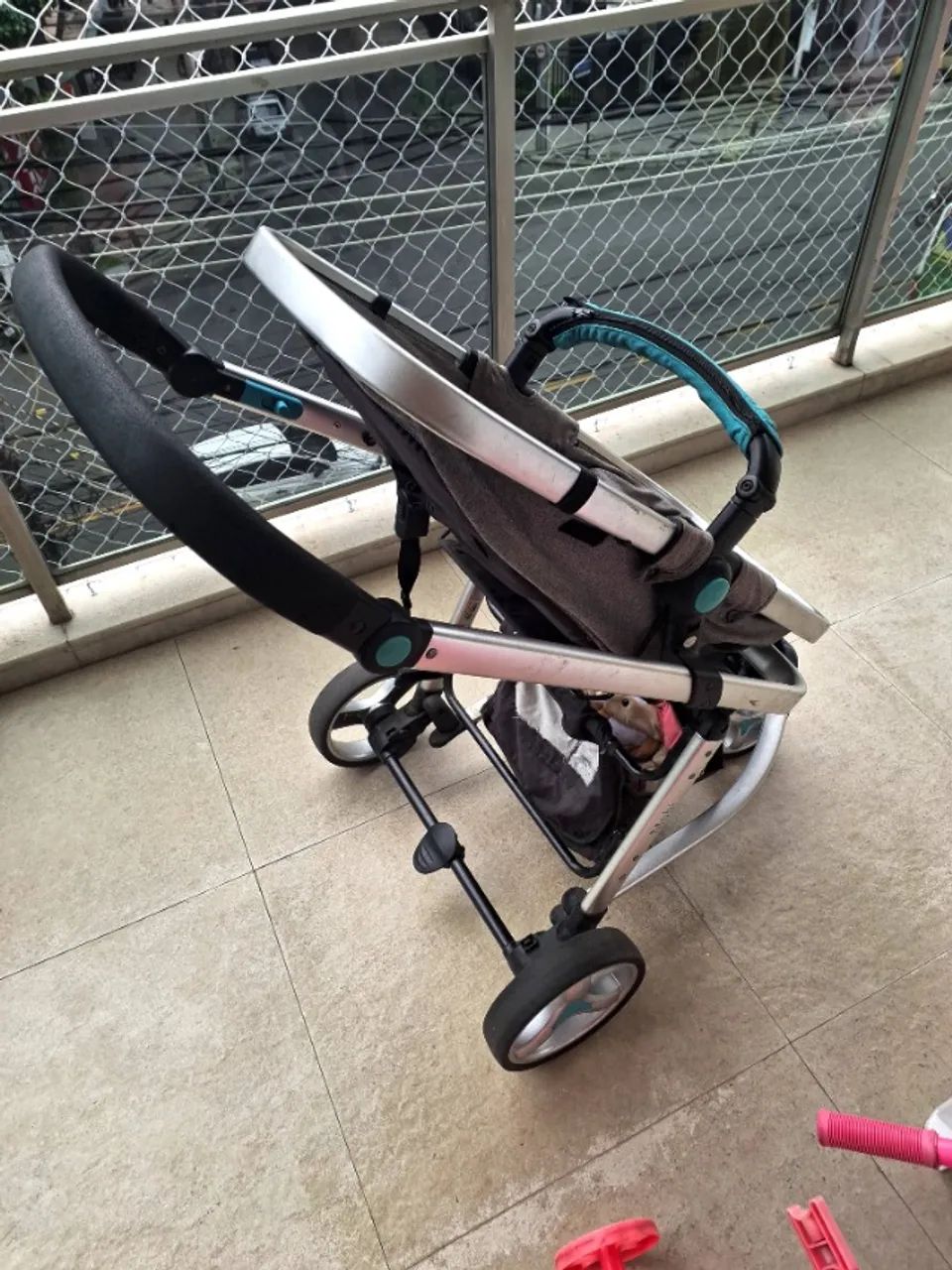 Carrinho para Criança em perfeito estado  - Foto 4