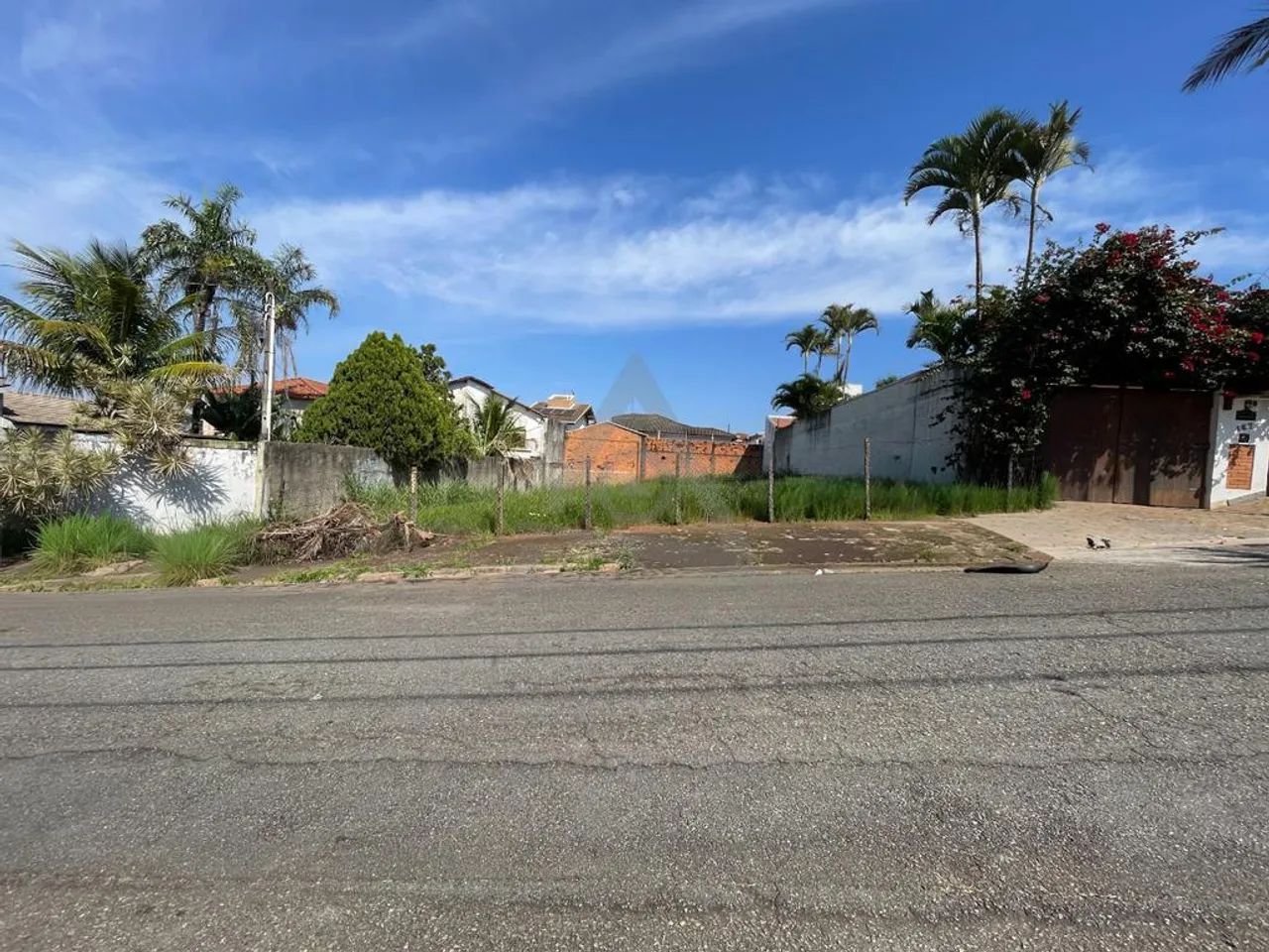 Terreno à venda em Campinas, Parque das Universidades, com 480 m²