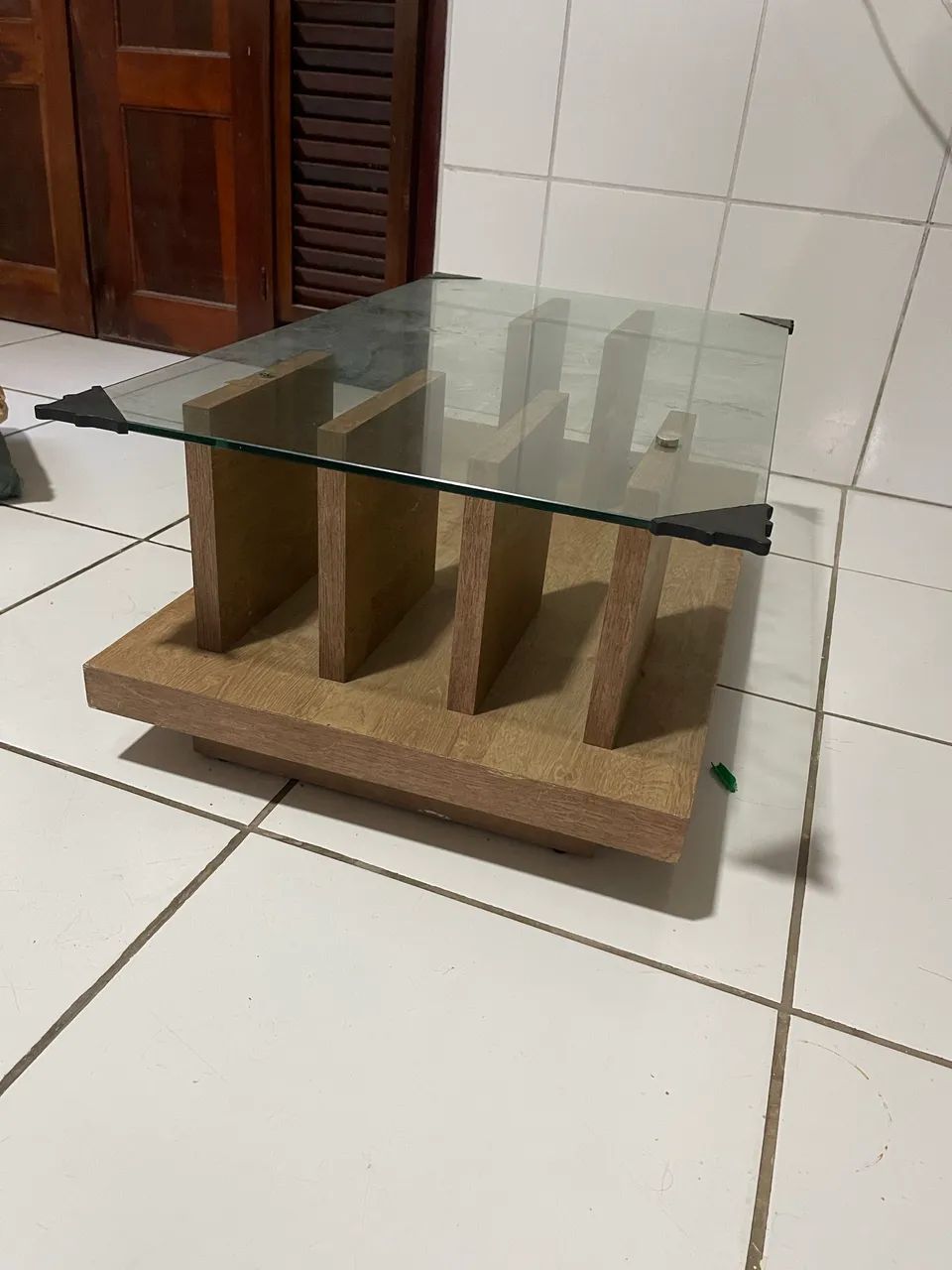 Mesa de centro tampo de vidro - Foto 3