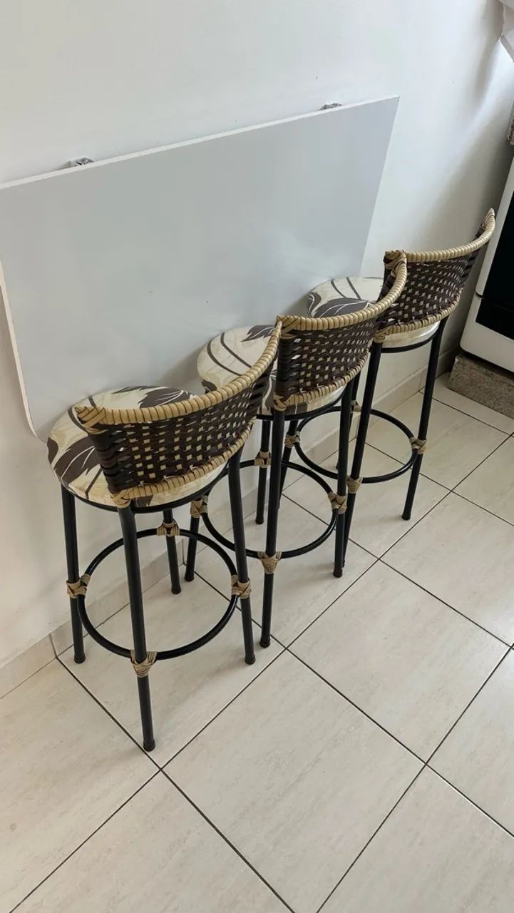 Conjunto com 3 Banquetas Altas de Ferro - Estofadas e Trançadas - Foto 3