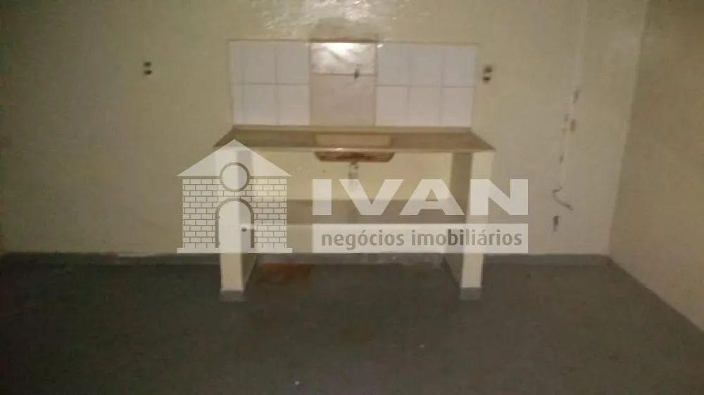 Loja comercial para locação e venda no bairro Centro - Foto 4