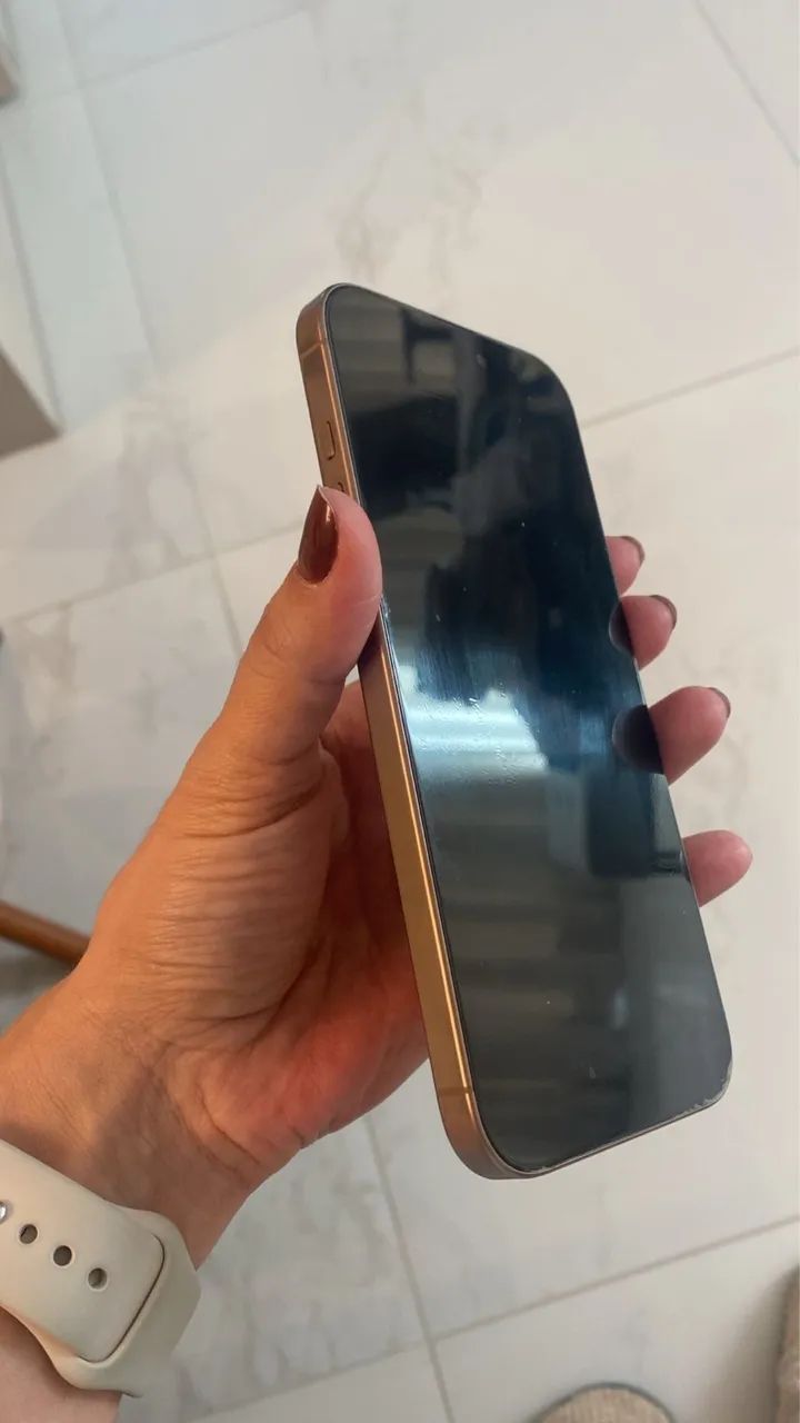 Iphone 16 Promax - Foto 3