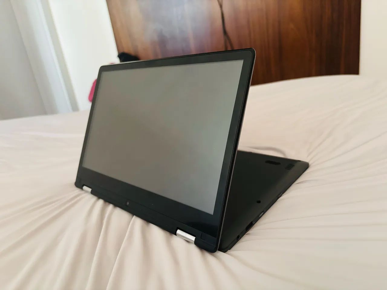 Notebook 2 em 1 com todos os acessórios  - Foto 3