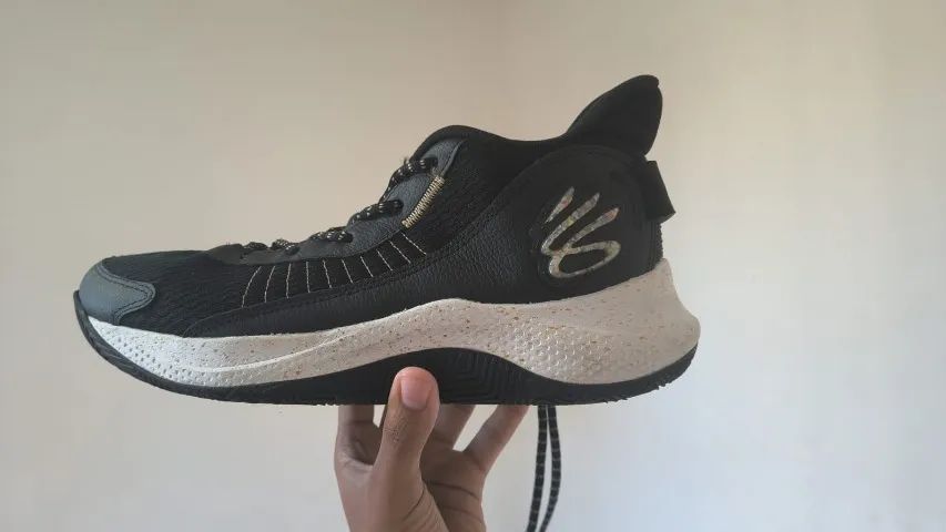Curry 3z7 - Foto 2