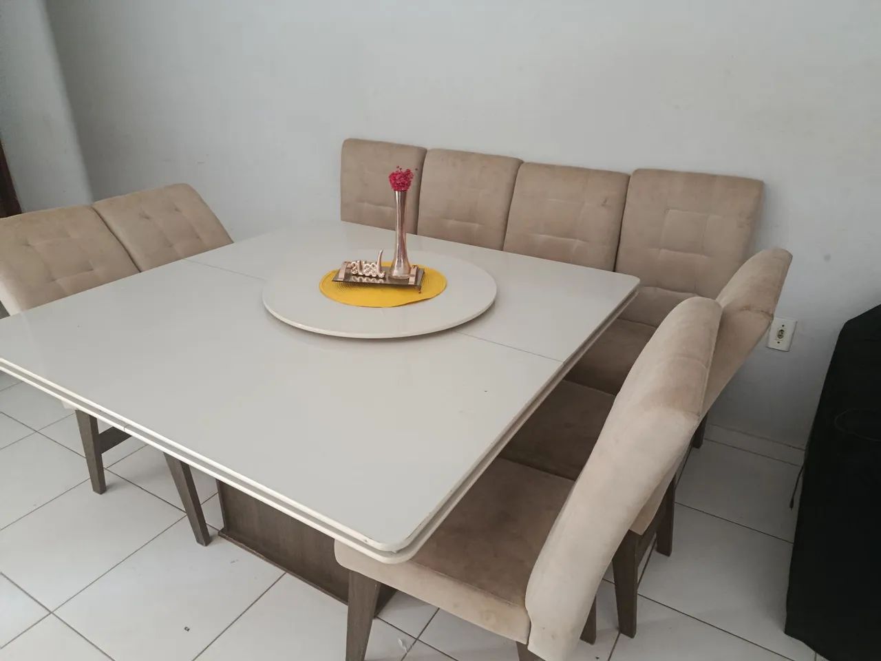 MESA COM TAMPO GIRATÓRIO 8 CADEIRAS  - Foto 4