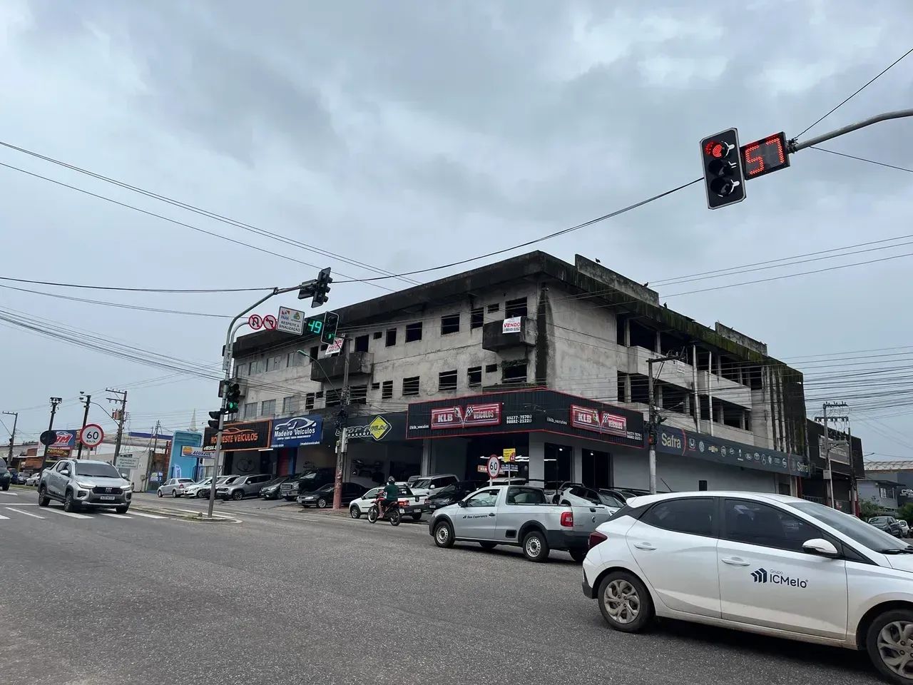 VENDO PRÉDIO NA BR EM CASTANHAL - Foto 2