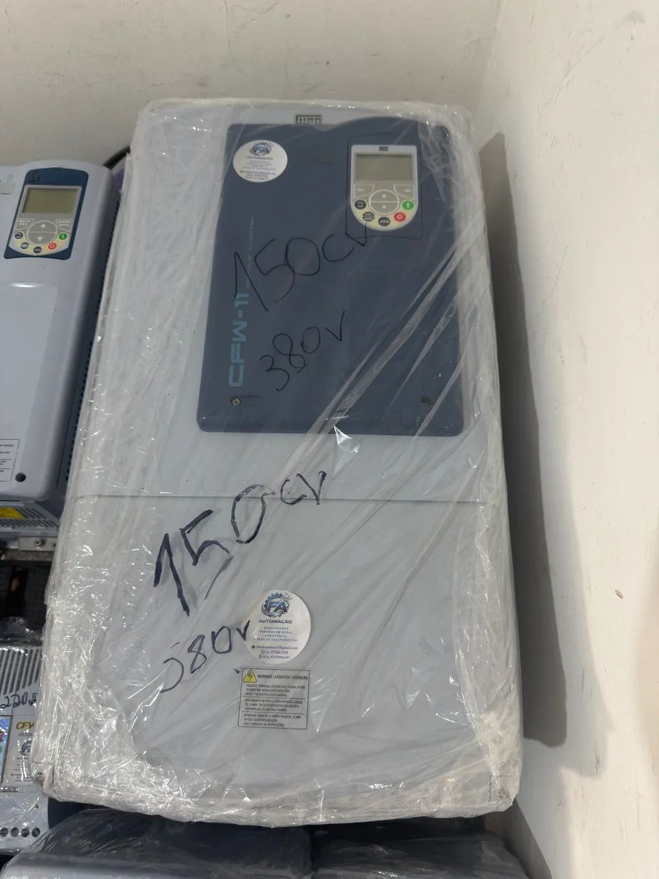 Inversor de frequência Weg Cfw11 211A 150CV 380v