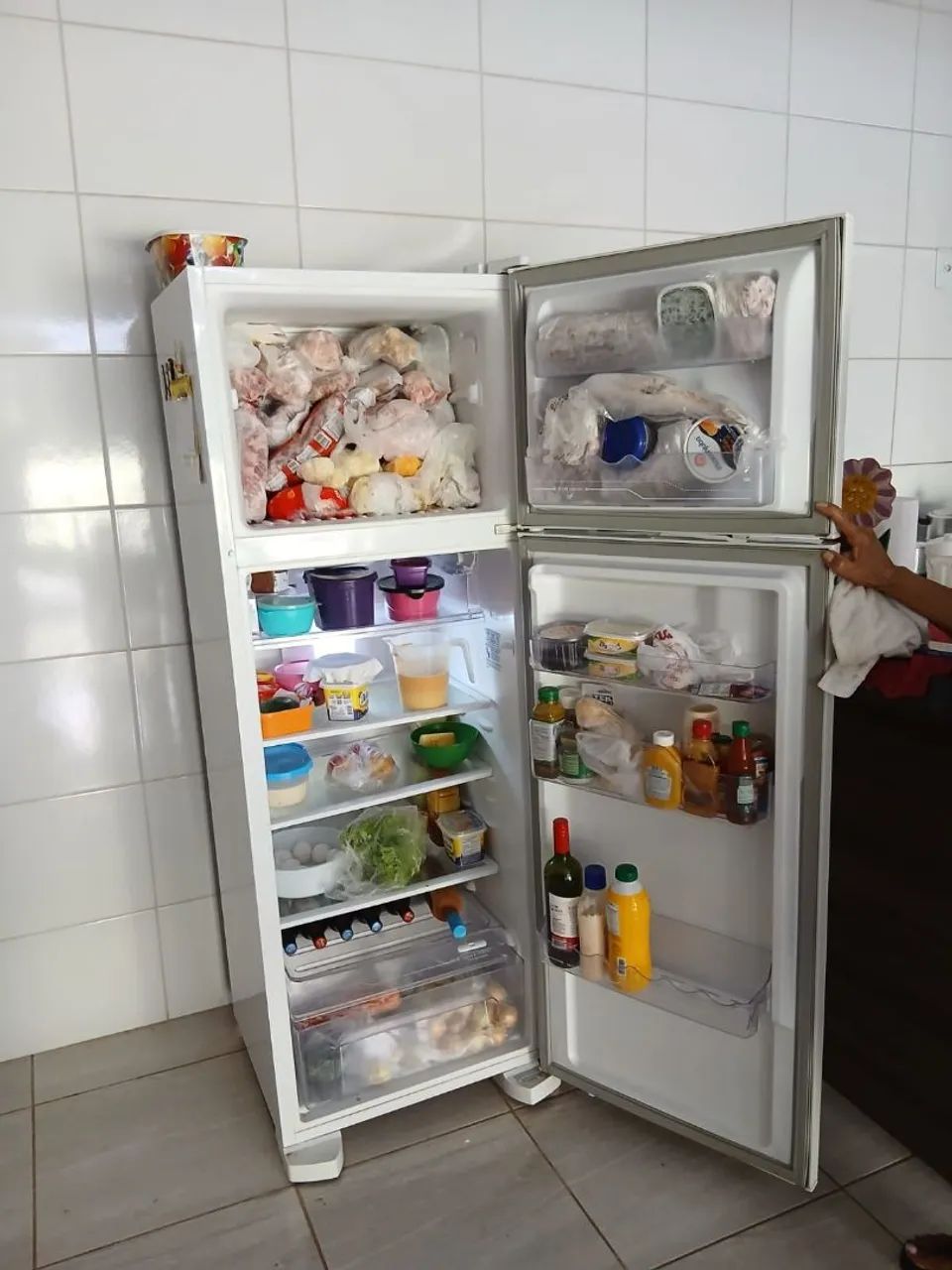 Geladeira Eletrolux 260L - Foto 2