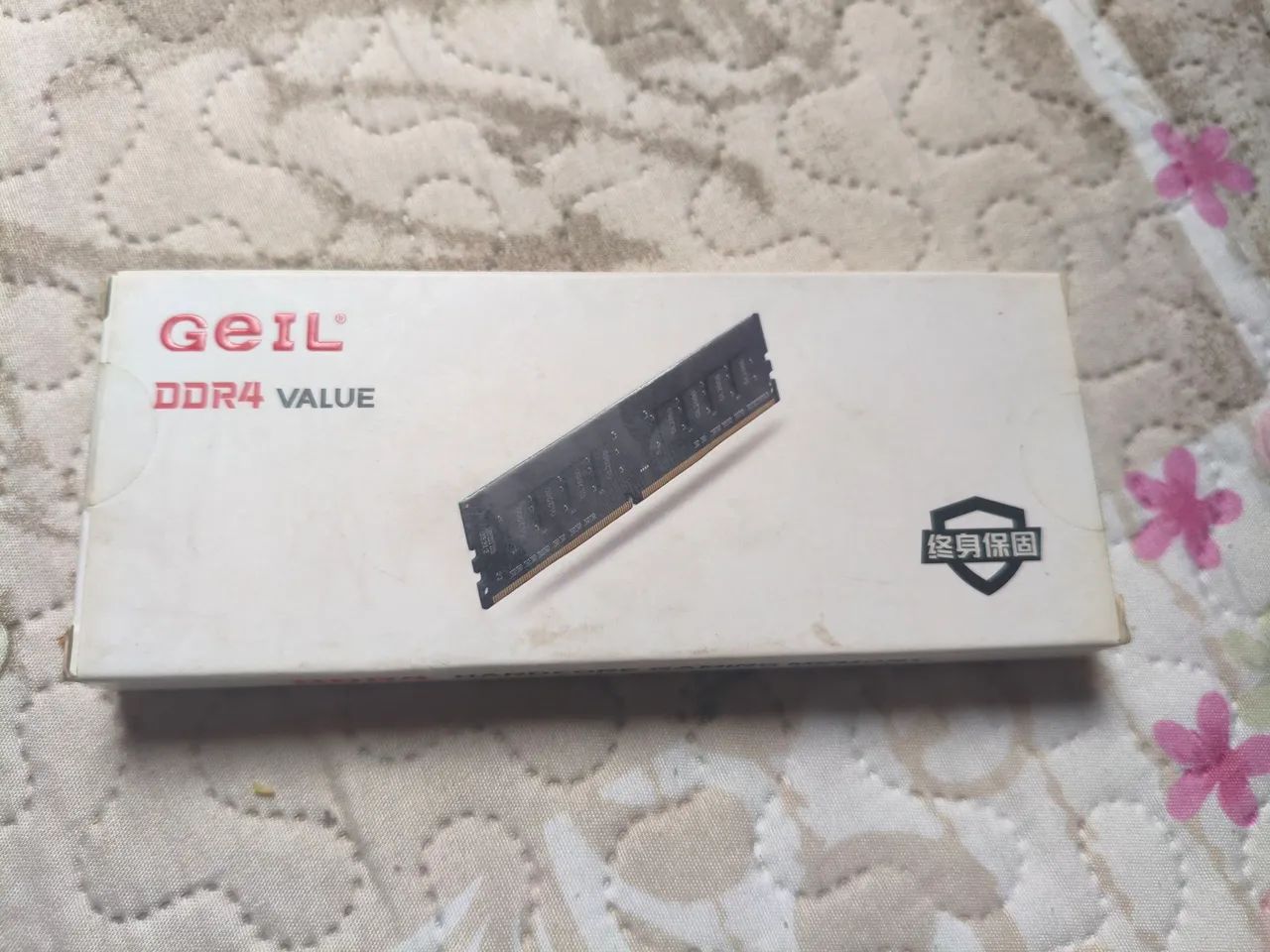 Memória RAM Geil DDR4 8gb 3200mhz lacrada 