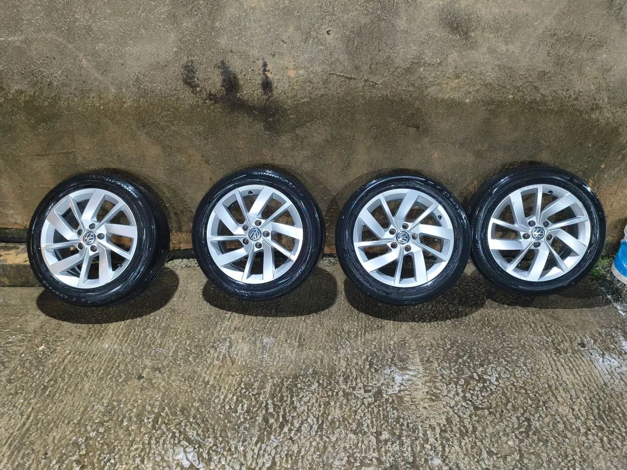 Jogo de roda Jetta 2020 aro 17