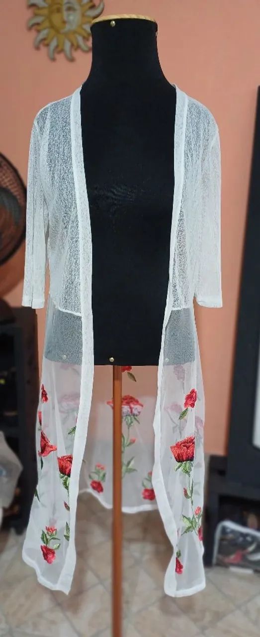 Kimono/Sobreposição/saída de praia 