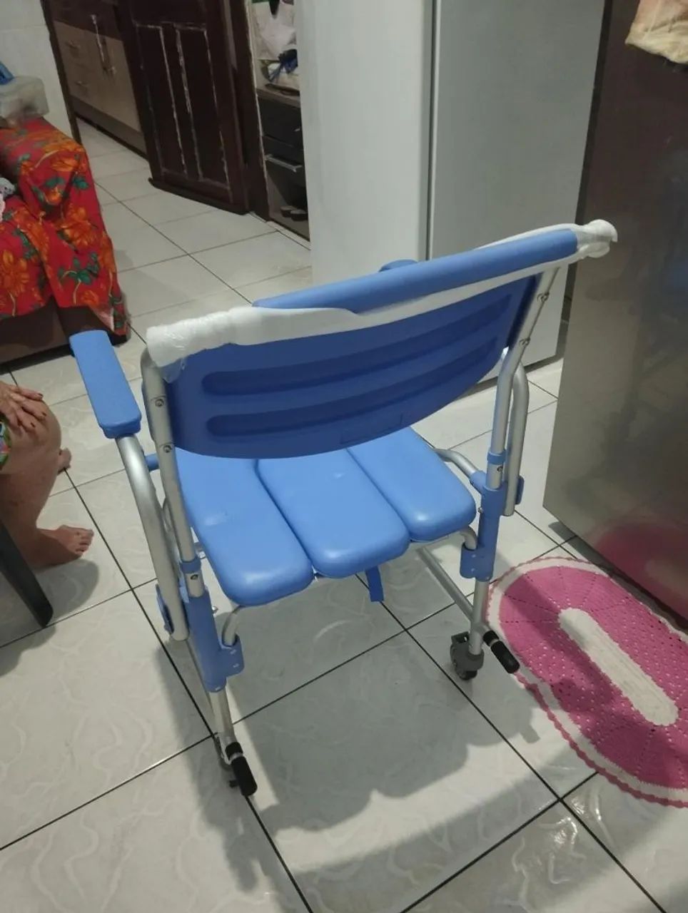 Cadeira de banho  - Foto 2