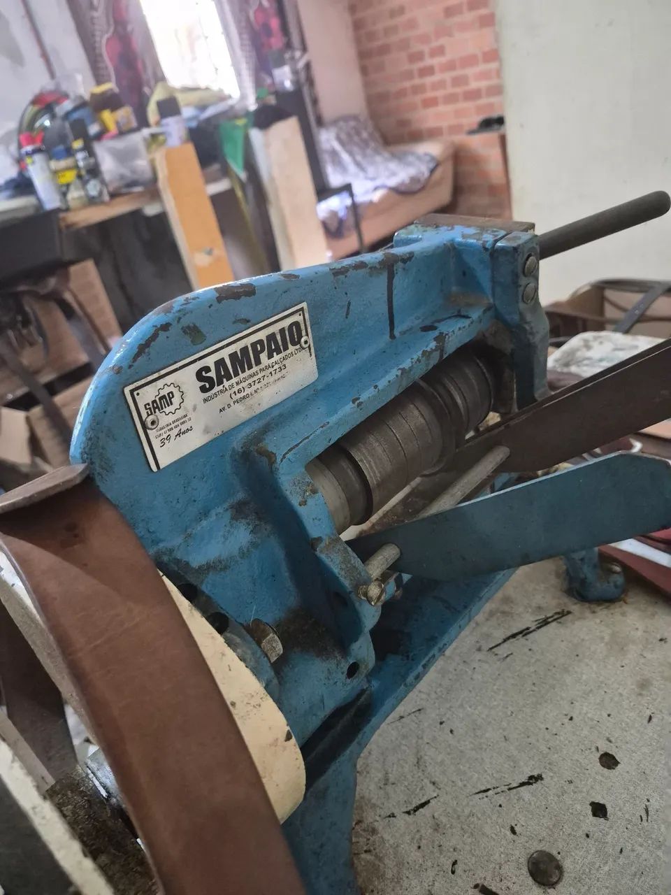 Máquina  de corte de couro e sintético  para cintos e artesanato  - Foto 3