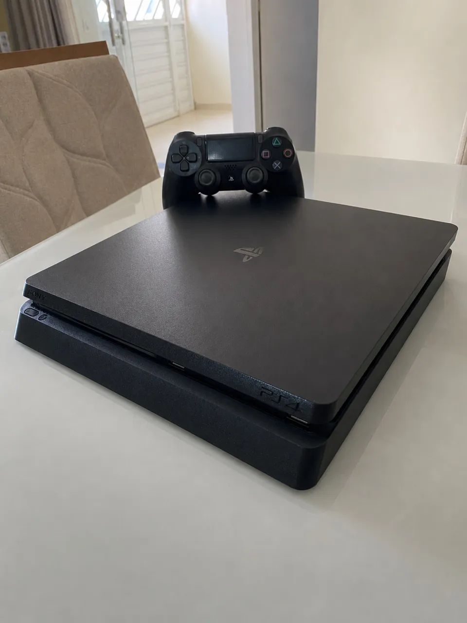 PS4 SLIM - CONSERVADO