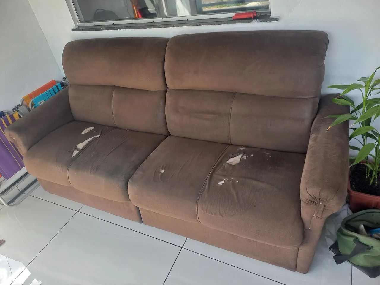 Vendo sofar de quatros lugares