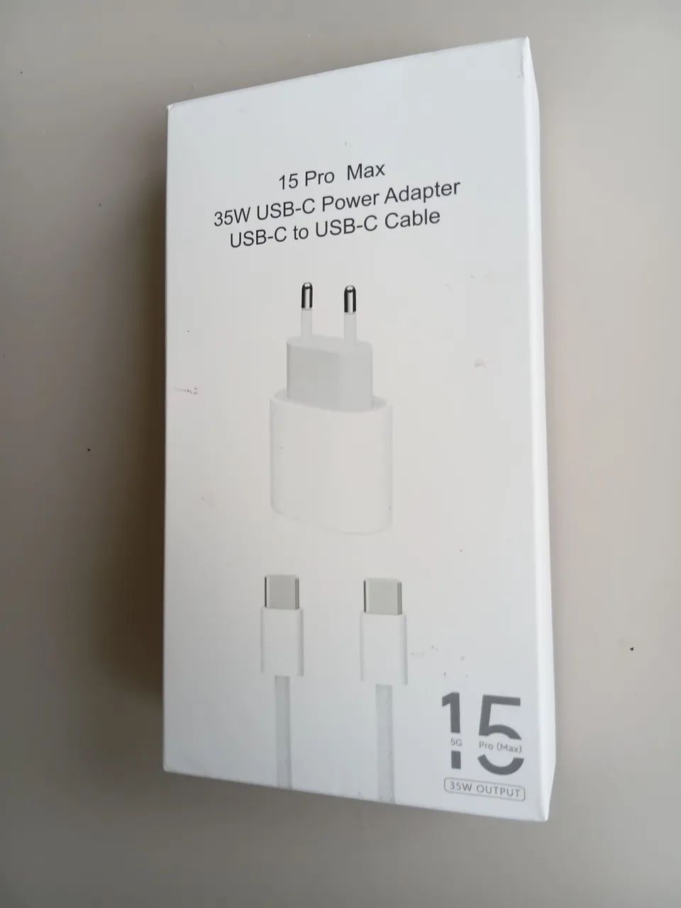 Kit carregador e cabo USB-C TIPO-C na caixa