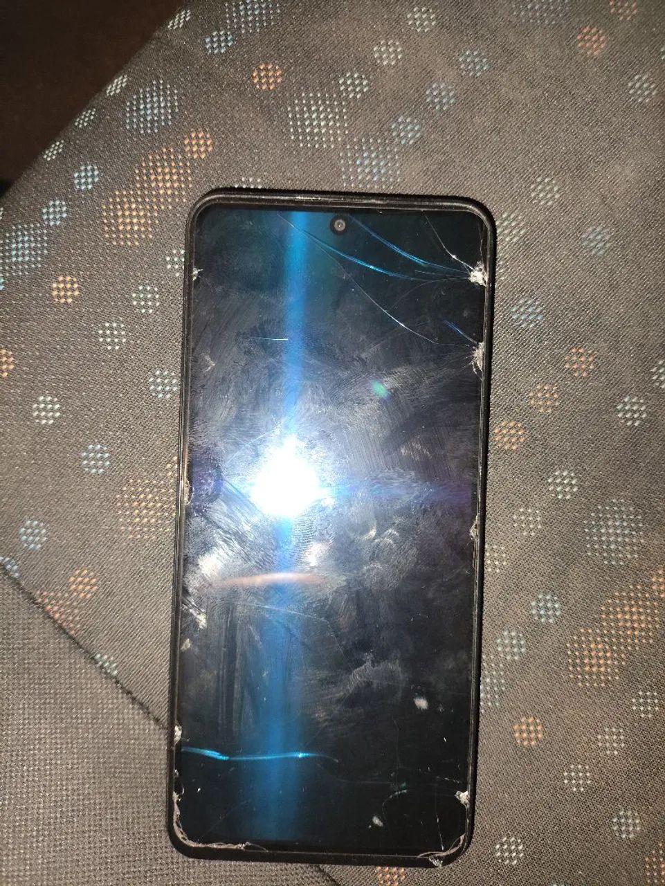 Celular com defeito na tela 