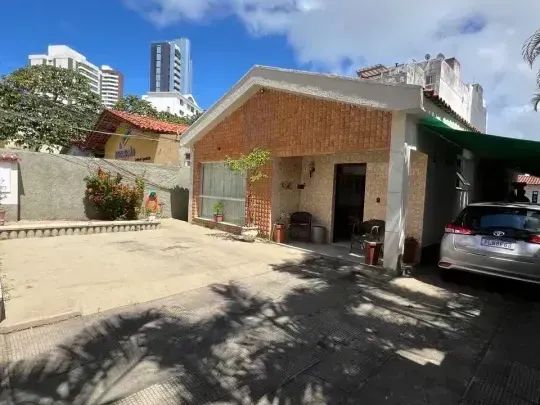 Vendo casa com 5 quartos na Pituba - Foto 2