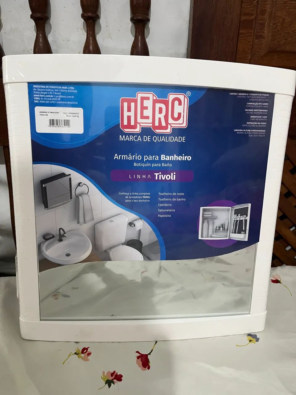 Armário de Banheiro com Espelho