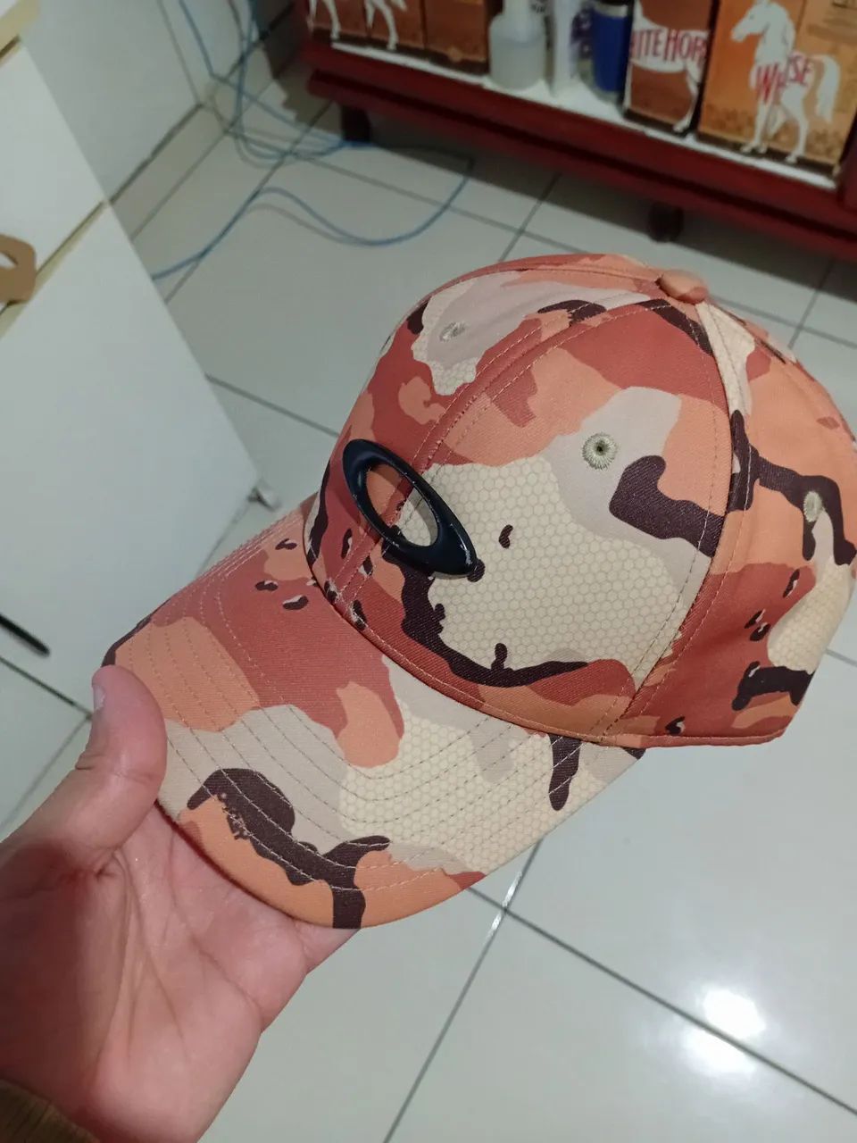 Bone oakley tincan original 