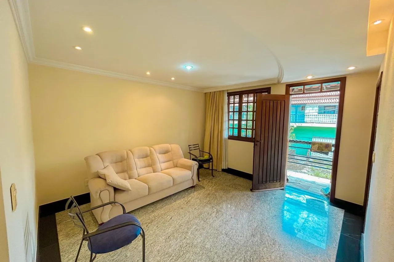 Casa à Venda - Heliópolis, 4 Quartos, 300 m2 - Foto 2