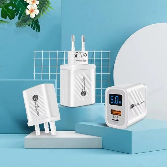 Carregador de Parede Maerknon 20W PD + QC 3.0 Display Digital Tipo C e USB - Foto 4