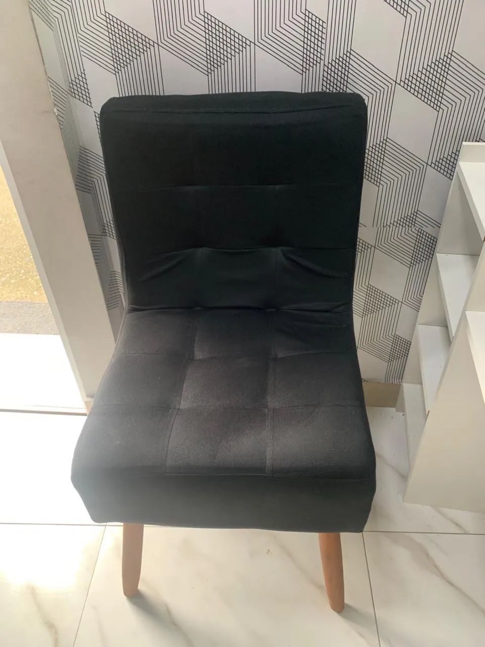 MESA DE MANICURE E DUAS CADEIRAS - Foto 5