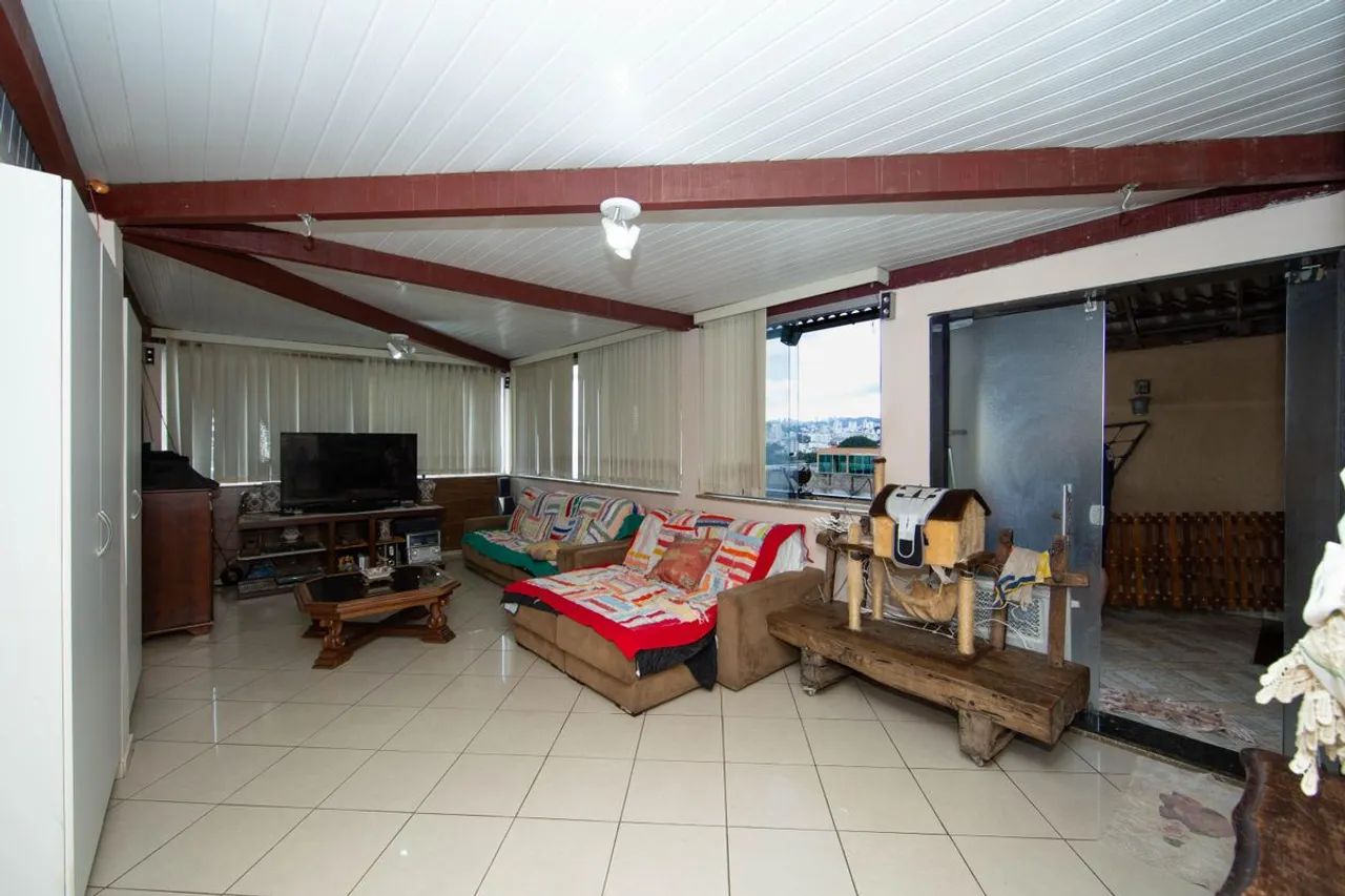 Casa à Venda - Padre Eustáquio, 10 Quartos, 1200 m2 - Foto 5