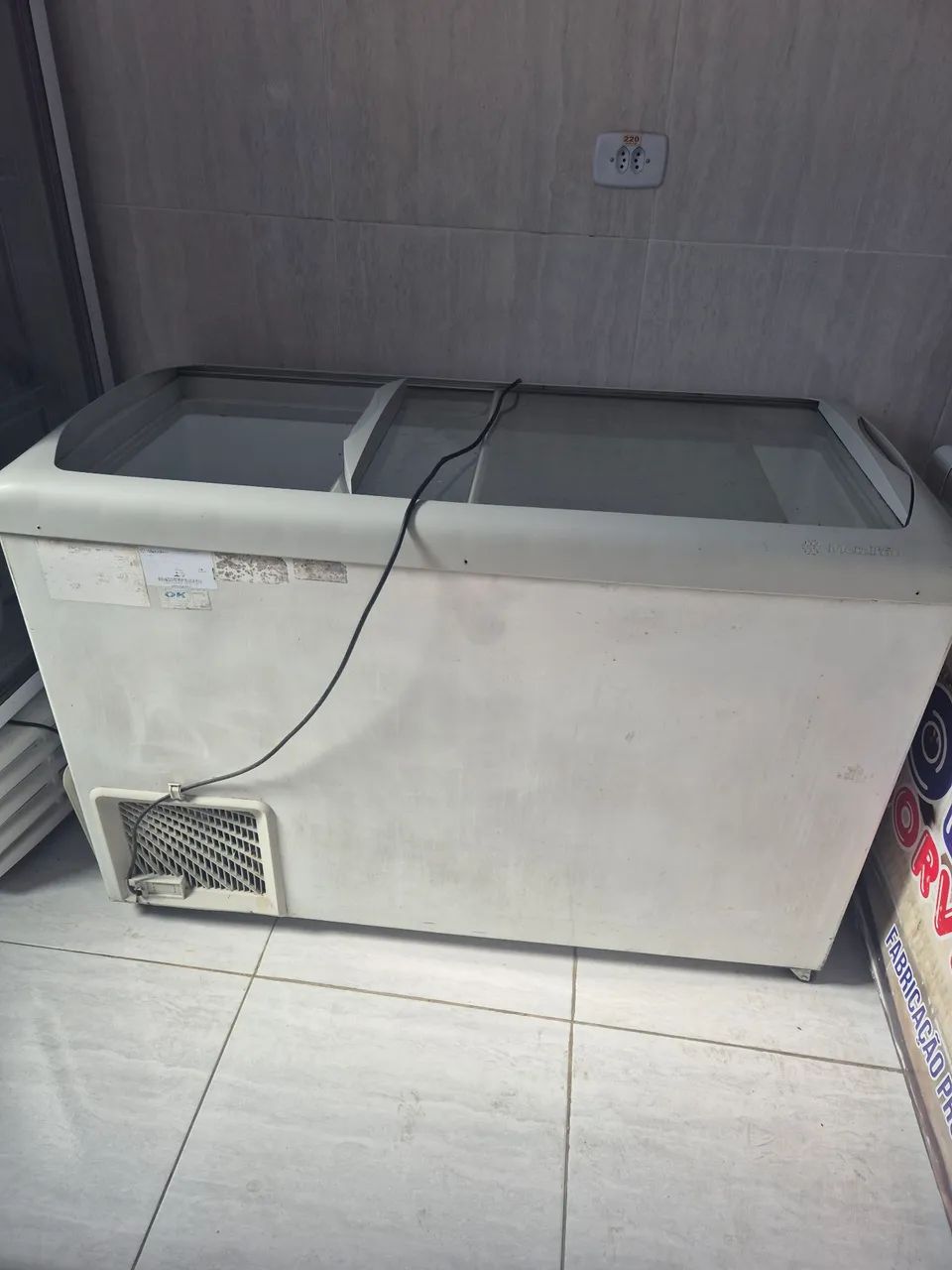 Freezer horizontal 405 litros