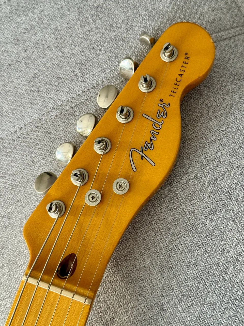 Fender Modern Player Telecaster Plus Honey Burst 2014 - Foto 3